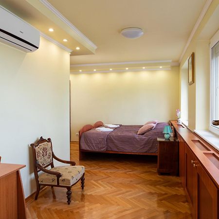 Hotel Frank Vendégház Veszpramvarsany Exterior foto
